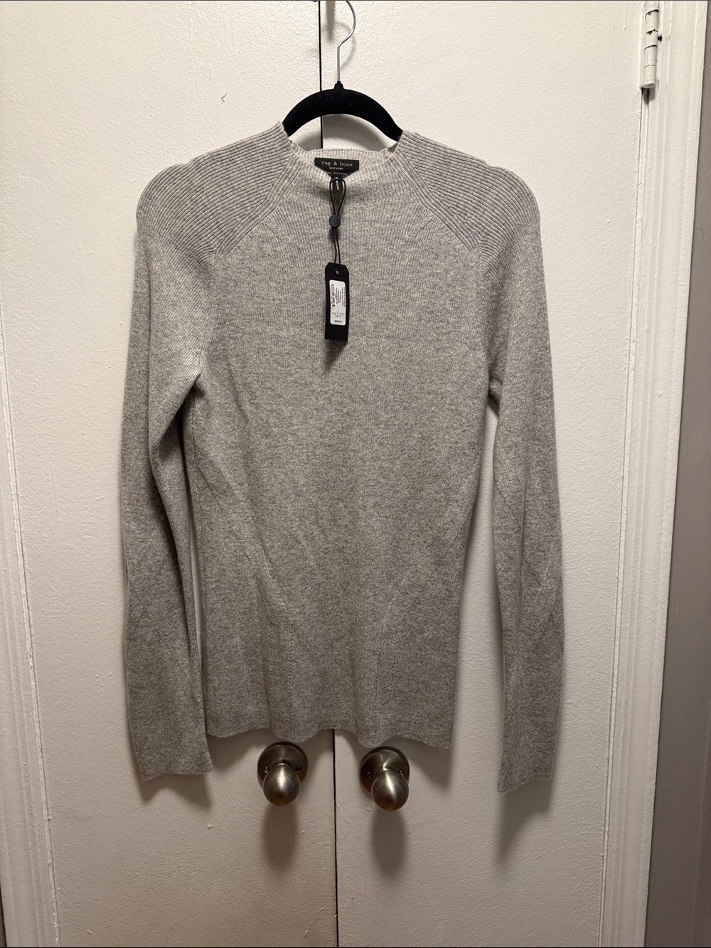 rag & bone Light Gray Crewneck Cashmere Sweater